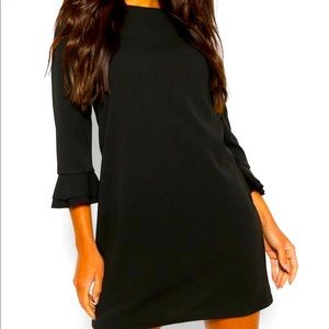 Black Ruffle 3/4 Sleeve Shift Dress